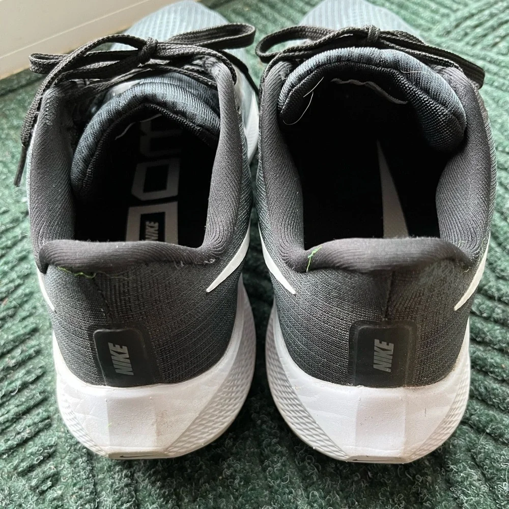 Nike Men’s Air Pegasus 39 Road Running Shoes Black White Size 11 - Picture 3 of 6